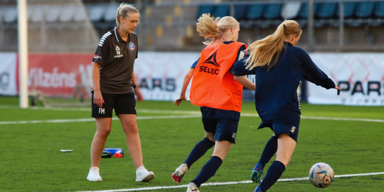 EFD arbetar för att skapa förändring kopplat till bättre arbetsmiljö och fler utbildade kvinnor.